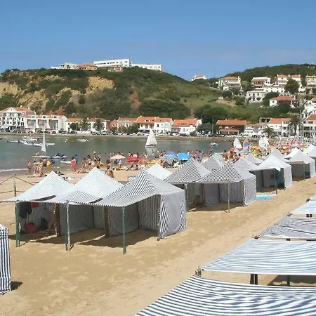 Апартаменты Sao Martinho Do Porto Сан-Мартинью-ду-Порту