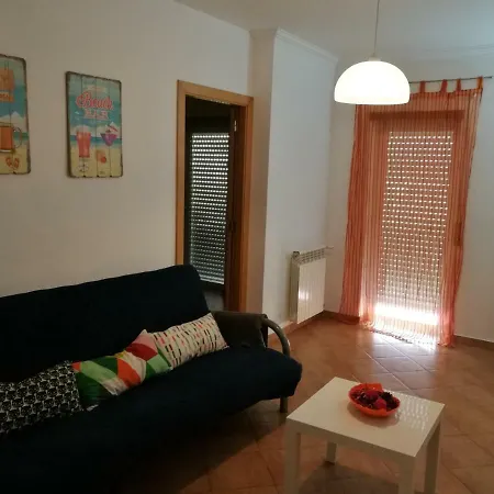 Sao Martinho Do Porto Apartment *